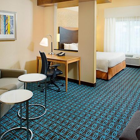 Fairfield Inn & Suites By Marriott San Antonio Seaworld / Westover Hills Eksteriør billede