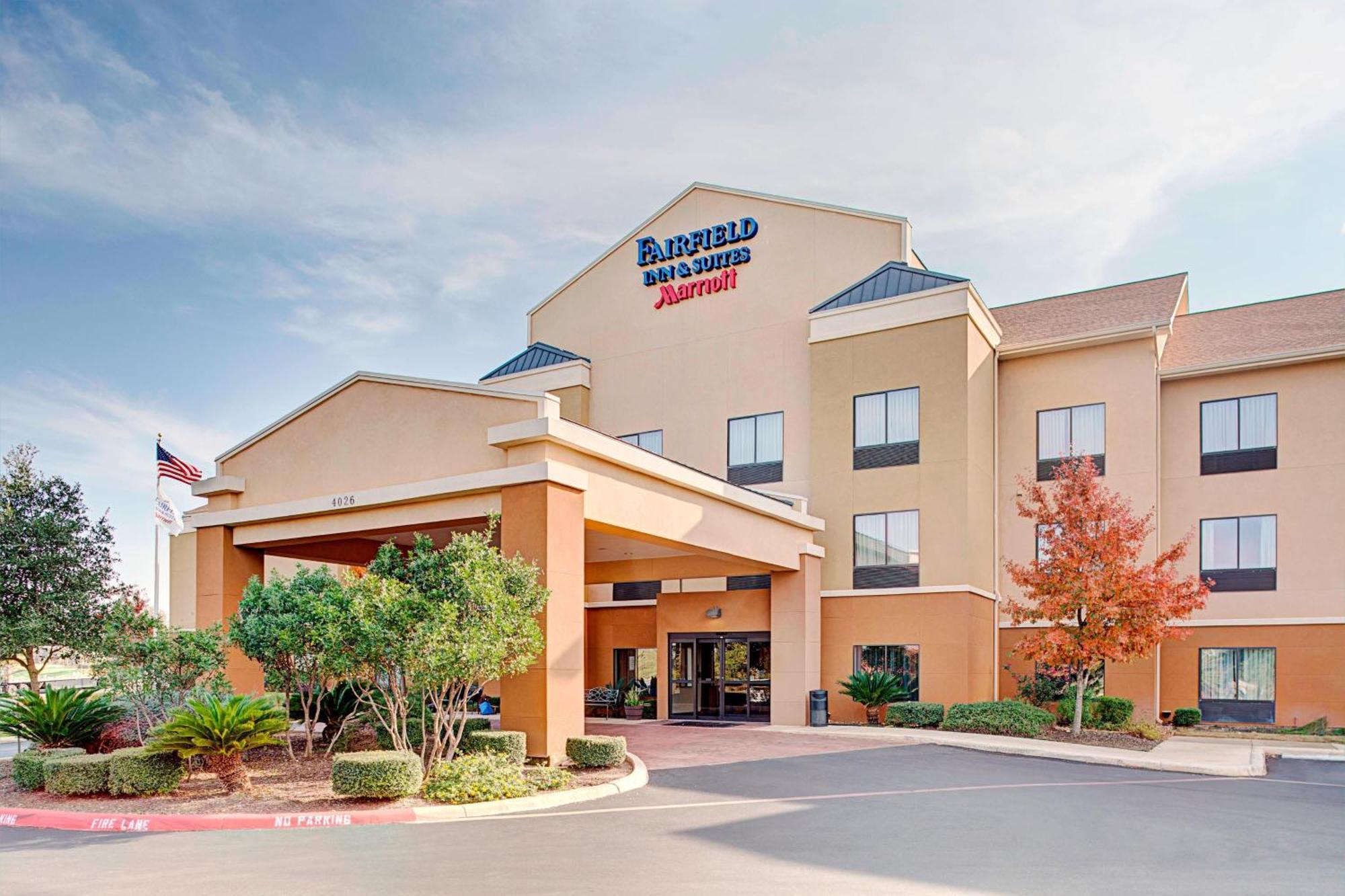 Fairfield Inn & Suites By Marriott San Antonio Seaworld / Westover Hills Eksteriør billede