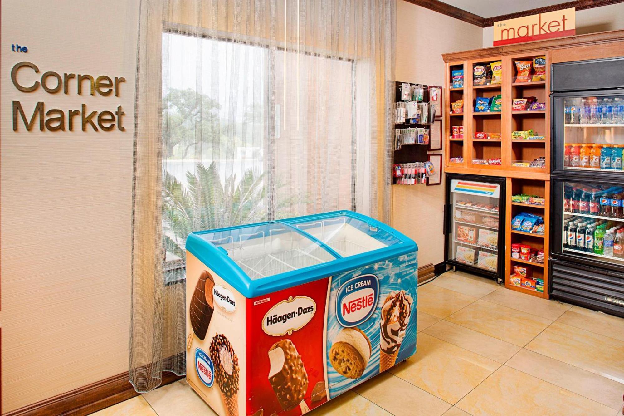 Fairfield Inn & Suites By Marriott San Antonio Seaworld / Westover Hills Eksteriør billede