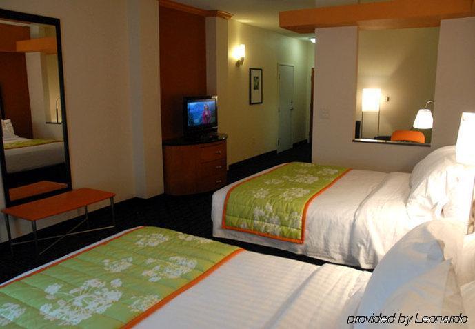 Fairfield Inn & Suites By Marriott San Antonio Seaworld / Westover Hills Eksteriør billede